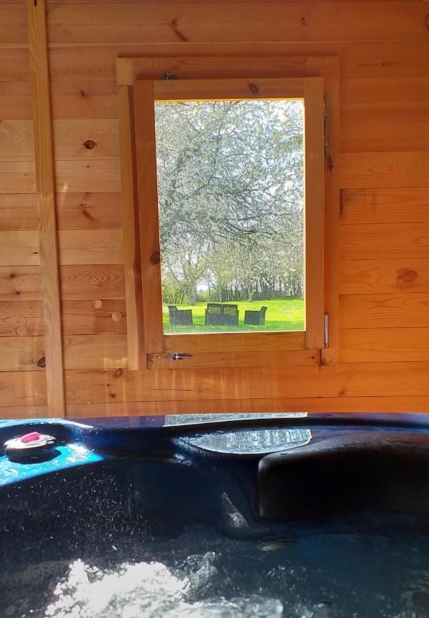 La Berrycurienne Proche Du Zoo De Beauval Saint-Aignan Avec Sdb, Wc Et Spa Privatif Pour Chaque Chambre Lucay-le-Male Экстерьер фото
